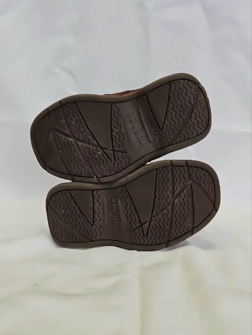 Sperry Kids Brown Lace-Up Moccasins with White Stitching